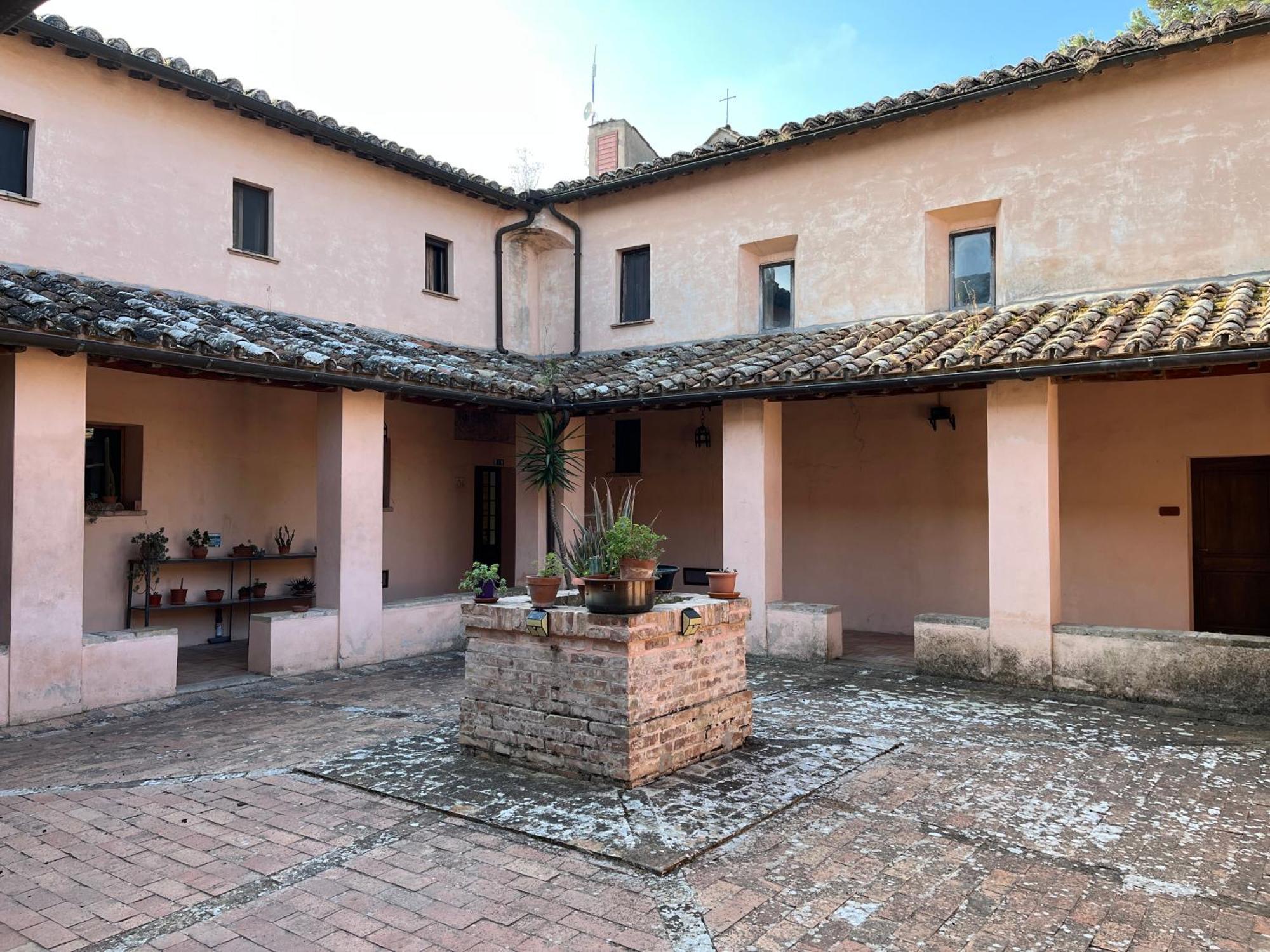 Ex-Convento Sant'Andrea Hotel Collevecchio  Exterior photo